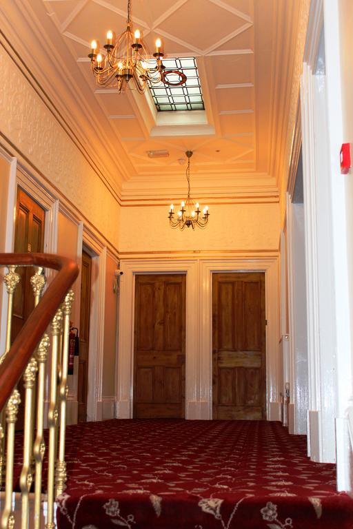 Edgerton Hotel هدرزفيلد المظهر الخارجي الصورة