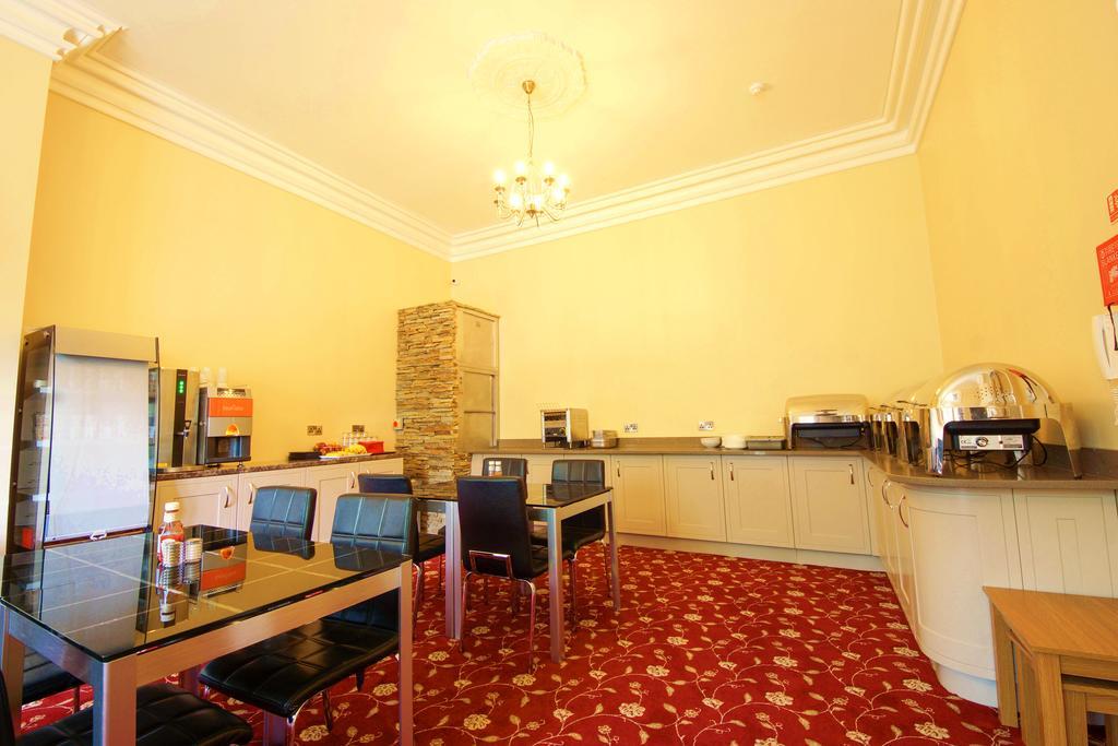 Edgerton Hotel هدرزفيلد المظهر الخارجي الصورة
