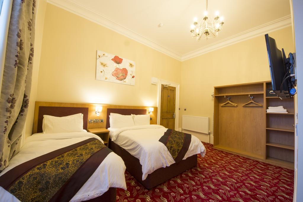 Edgerton Hotel هدرزفيلد المظهر الخارجي الصورة